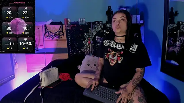 ChloeAllennn online show from 06-02-26, 11:23