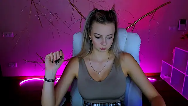 melissa richardson online show from 11-22-25, 12:15