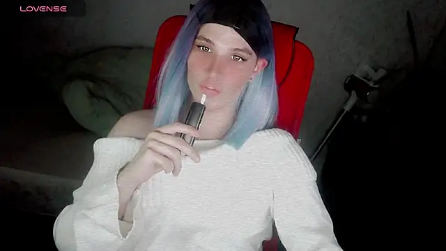 Snapshot of hellenspellman chatting on 10-28-25, 04:09 hellenspellman online show from 10-28-25, 04:09