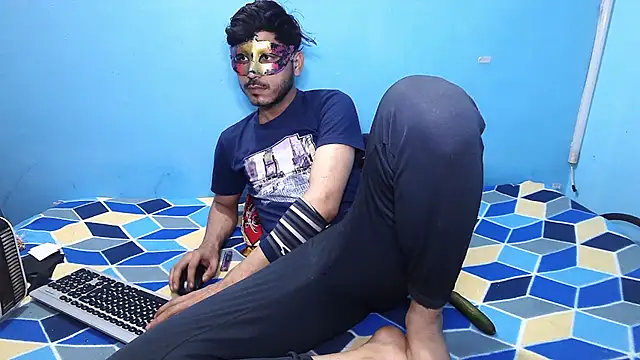 rahulkajuuu0909 online show from 02-07-26, 04:00