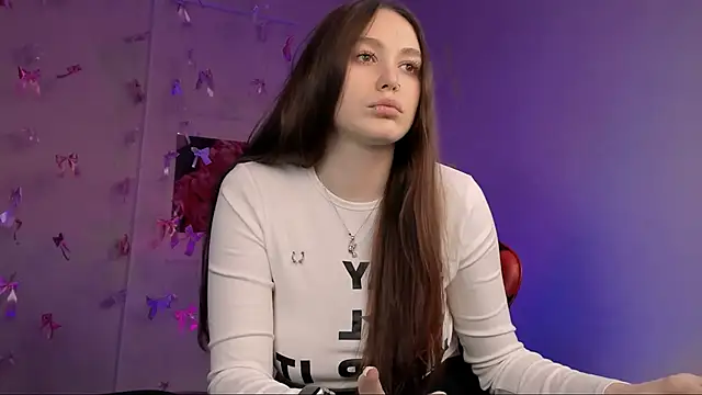 Snapshot of hazel_sullivan chatting on 05-01-26, 08:19 hazel sullivan online show from 05-01-26, 08:19