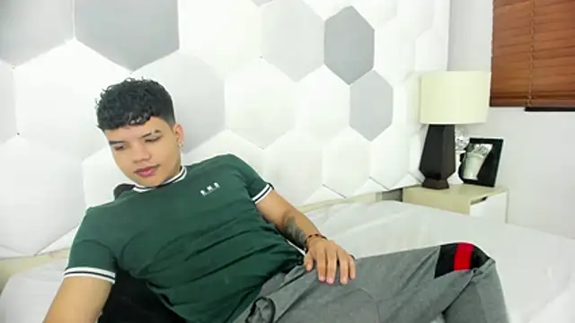 Axel Forte online show from 04-08-26, 01:33