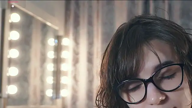 Snapshot of SibleyBurner chatting on 01-07-26, 05:43 SibleyBurner online show from 01-07-26, 05:43