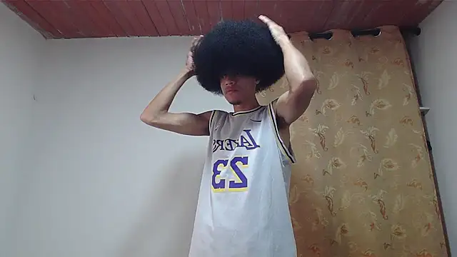 Snapshot of Smith_Gael chatting on 12-15-25, 11:09 Smith Gael online show from 12-15-25, 11:09