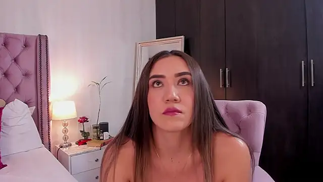 natashaleightt online show from 03-24-26, 01:32