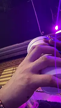 ScarletThompsonx online show from 04-12-26, 03:11