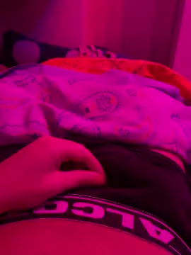 Snapshot of giuseppe18yo chatting on 02-27-25, 08:28 giuseppe18yo online show from 02-27-25, 08:28