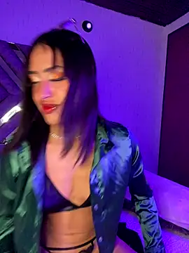 MichelleDiaz Pink online show from 11-12-25, 04:35