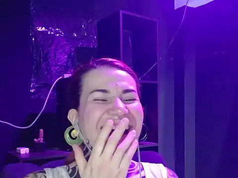 Snapshot of Pandora_9666 chatting on 09-10-25, 01:27 Pandora 9666 online show from 09-10-25, 01:27