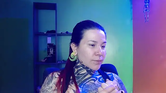 Snapshot of Pandora_9666 chatting on 06-14-26, 05:37 Pandora 9666 online show from 06-14-26, 05:37