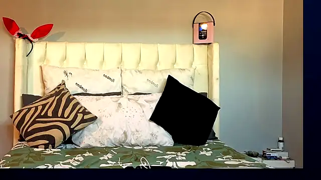 ebonylover1 online show from 02-18-26, 08:32