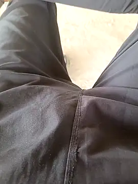 Snapshot of Delhi_BoyBigcock chatting on 03-10-25, 10:26 Delhi BoyBigcock online show from 03-10-25, 10:26