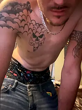 Polaroid White online show from 09-14-25, 01:05