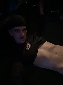 Polaroid White online show from 11-14-25, 07:51