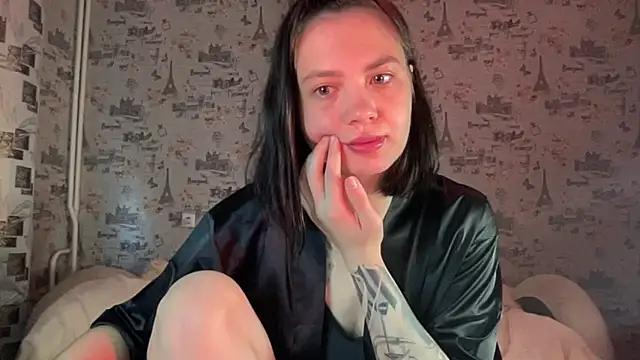 Snapshot of Just_Scarlet_ chatting on 09-12-25, 06:24 Just Scarlet online show from 09-12-25, 06:24