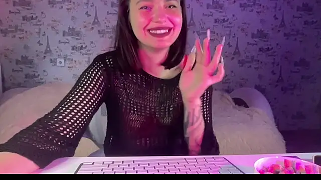 Just Scarlet  online show from 09-22-25, 11:23