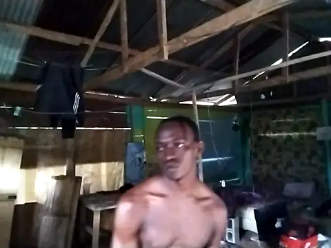 Snapshot of Samaelll21 chatting on 11-28-25, 01:36 Samaelll21 online show from 11-28-25, 01:36