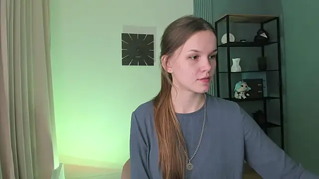 Snapshot of Amber_Rogers chatting on 03-08-25, 05:33 Amber Rogers online show from 03-08-25, 05:33