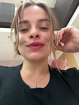 Snapshot of gynna_kimera chatting on 03-06-25, 07:10 gynna kimera online show from 03-06-25, 07:10