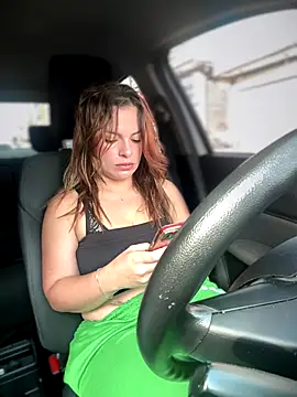 Snapshot of gynna_kimera chatting on 09-16-25, 12:17 gynna kimera online show from 09-16-25, 12:17