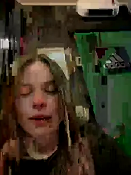 Snapshot of gynna_kimera chatting on 12-14-25, 03:50 gynna kimera online show from 12-14-25, 03:50