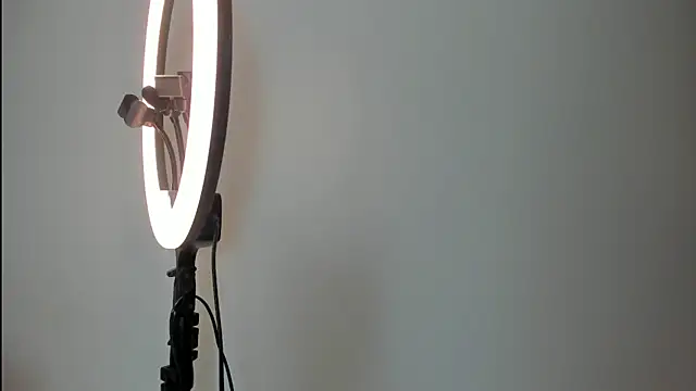 CHANELL 11INCHES online show from 03-18-25, 01:00