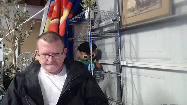 Randomoldguy615 online show from 03-06-25, 01:16