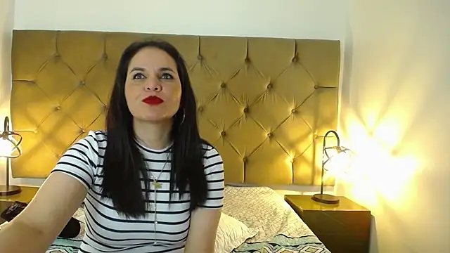 laura hotties online show from 03-17-25, 04:01