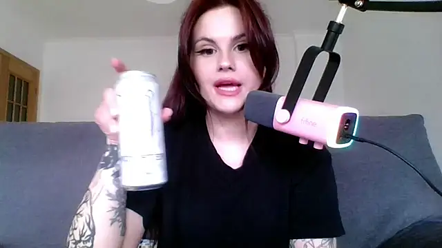 Della Ideal online show from 03-02-25, 04:10