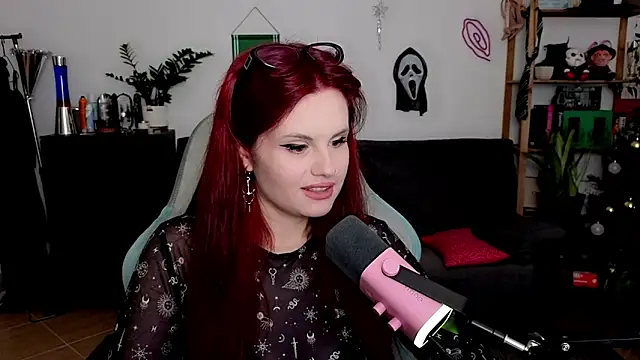 Della Ideal online show from 01-07-26, 06:10