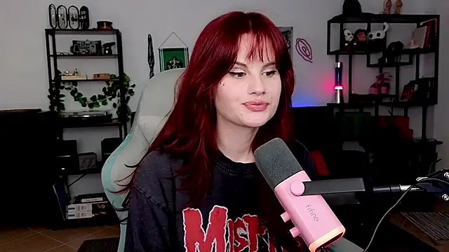 Della Ideal online show from 04-11-26, 05:06