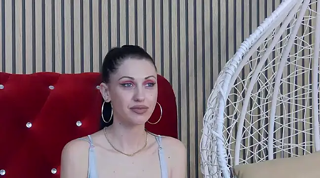Snapshot of AllisonRay chatting on 02-28-25, 10:30 AllisonRay online show from 02-28-25, 10:30