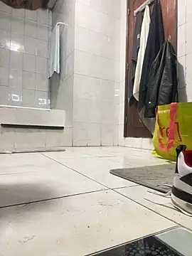 Snapshot of rogerdik76 chatting on 02-26-26, 06:01 rogerdik76 online show from 02-26-26, 06:01