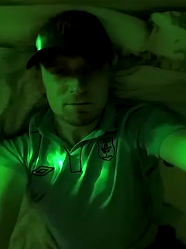 Snapshot of great_feeling chatting on 02-25-25, 11:33 great feeling online show from 02-25-25, 11:33