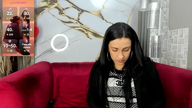 Bella williamss  online show from 04-14-26, 07:42