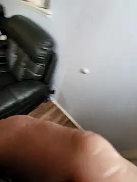 Snapshot of Bigjohn81401 chatting on 12-05-25, 05:42 Bigjohn81401 online show from 12-05-25, 05:42