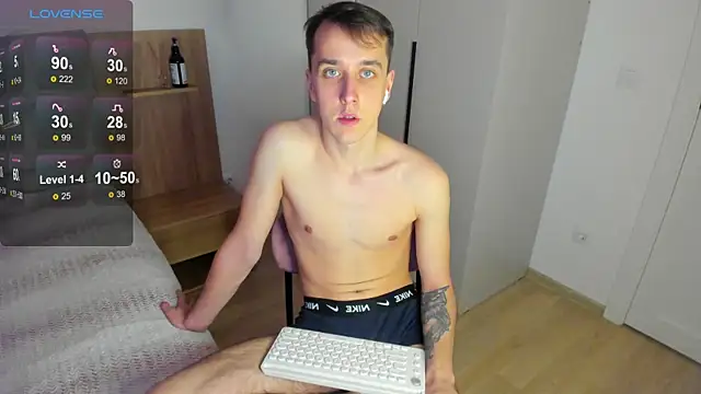 Snapshot of your_super_hero chatting on 03-21-25, 04:39 your super hero online show from 03-21-25, 04:39