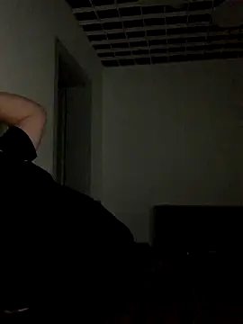 Snapshot of Mike8523 chatting on 10-26-25, 05:30 Mike8523 online show from 10-26-25, 05:30