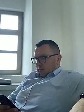 Snapshot of Mike8523 chatting on 11-07-25, 05:51 Mike8523 online show from 11-07-25, 05:51