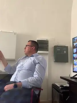 Mike8523 online show from 03-20-26, 07:13