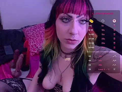 Snapshot of ChrryFoxx chatting on 06-04-26, 11:38 ChrryFoxx online show from 06-04-26, 11:38