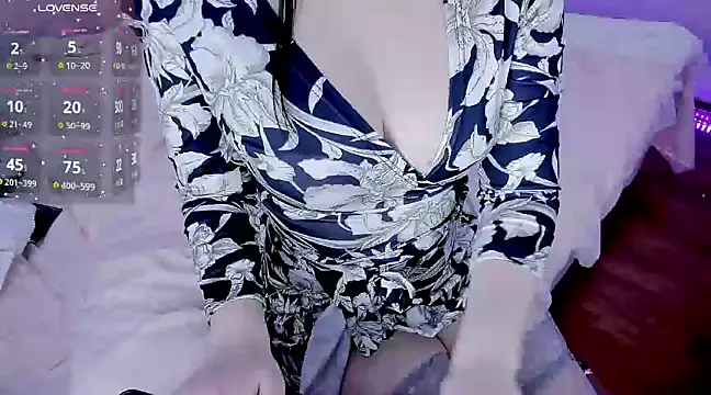 Snapshot of xixiya888 chatting on 02-25-25, 06:25 xixiya888 online show from 02-25-25, 06:25