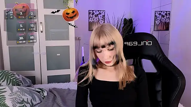 Cherry Bite online show from 10-30-25, 09:37