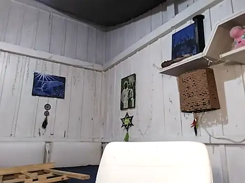 Fellyna online show from 11-15-25, 03:19