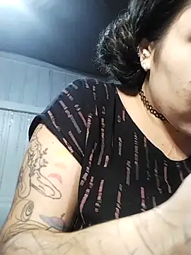 Fellyna online show from 11-21-25, 02:21