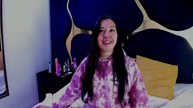 Snapshot of Celeste_X chatting on 11-22-25, 04:44 Celeste X online show from 11-22-25, 04:44