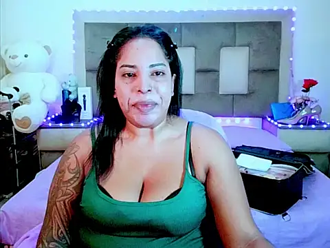 Snapshot of indiantopaz694u chatting on 07-15-26, 05:23 indiantopaz694u online show from 07-15-26, 05:23