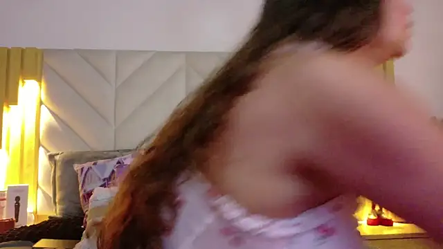 Snapshot of Anaise_latif chatting on 11-27-25, 11:45 Anaise latif online show from 11-27-25, 11:45