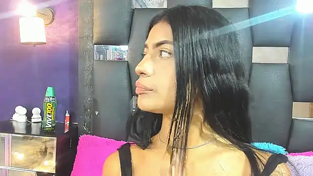 EMYCLARK01 online show from 09-24-25, 04:38