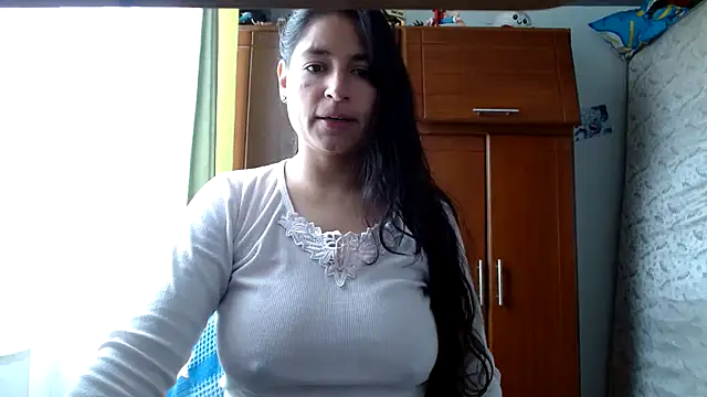 Snapshot of Escarcha-blue chatting on 04-28-26, 03:06 Escarcha-blue online show from 04-28-26, 03:06